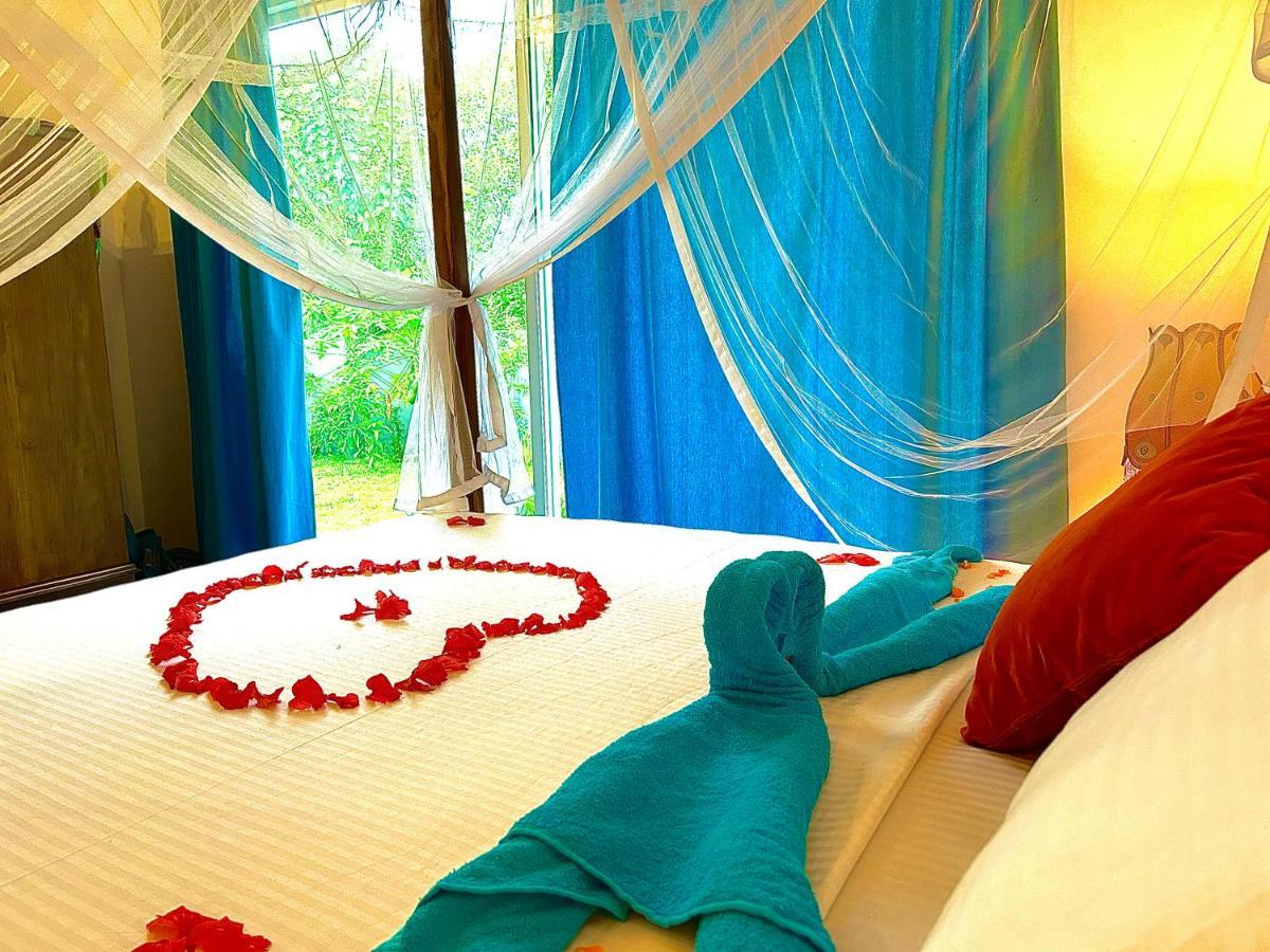 Amba Kola Udawalawa Hotel Udawalawe Ngoại thất bức ảnh