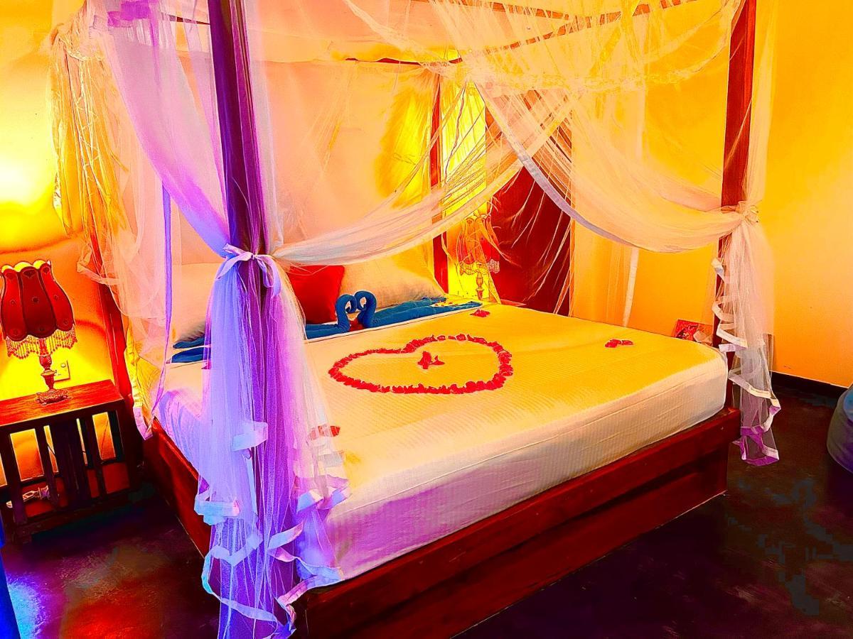 Amba Kola Udawalawa Hotel Udawalawe Ngoại thất bức ảnh