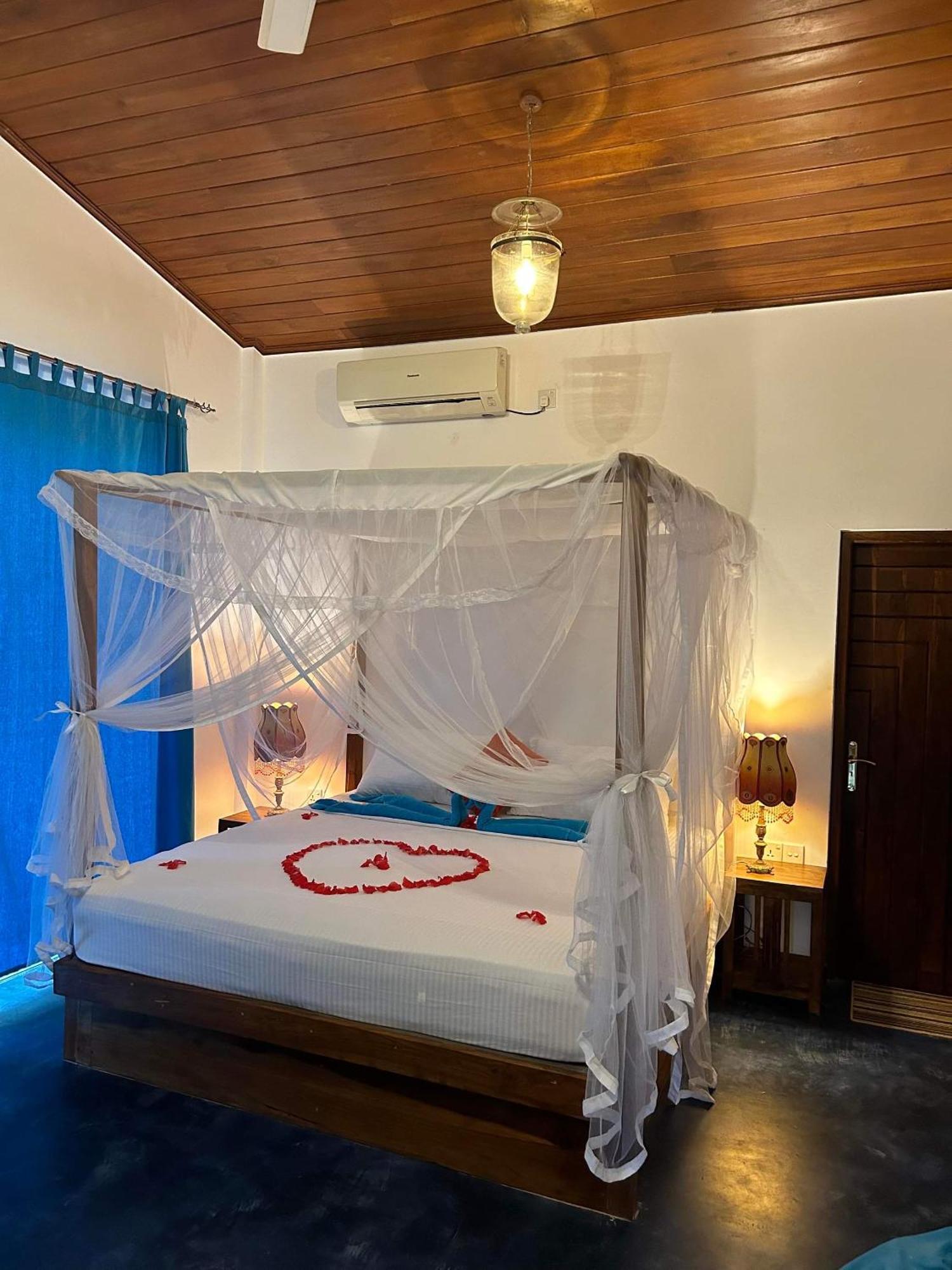 Amba Kola Udawalawa Hotel Udawalawe Ngoại thất bức ảnh